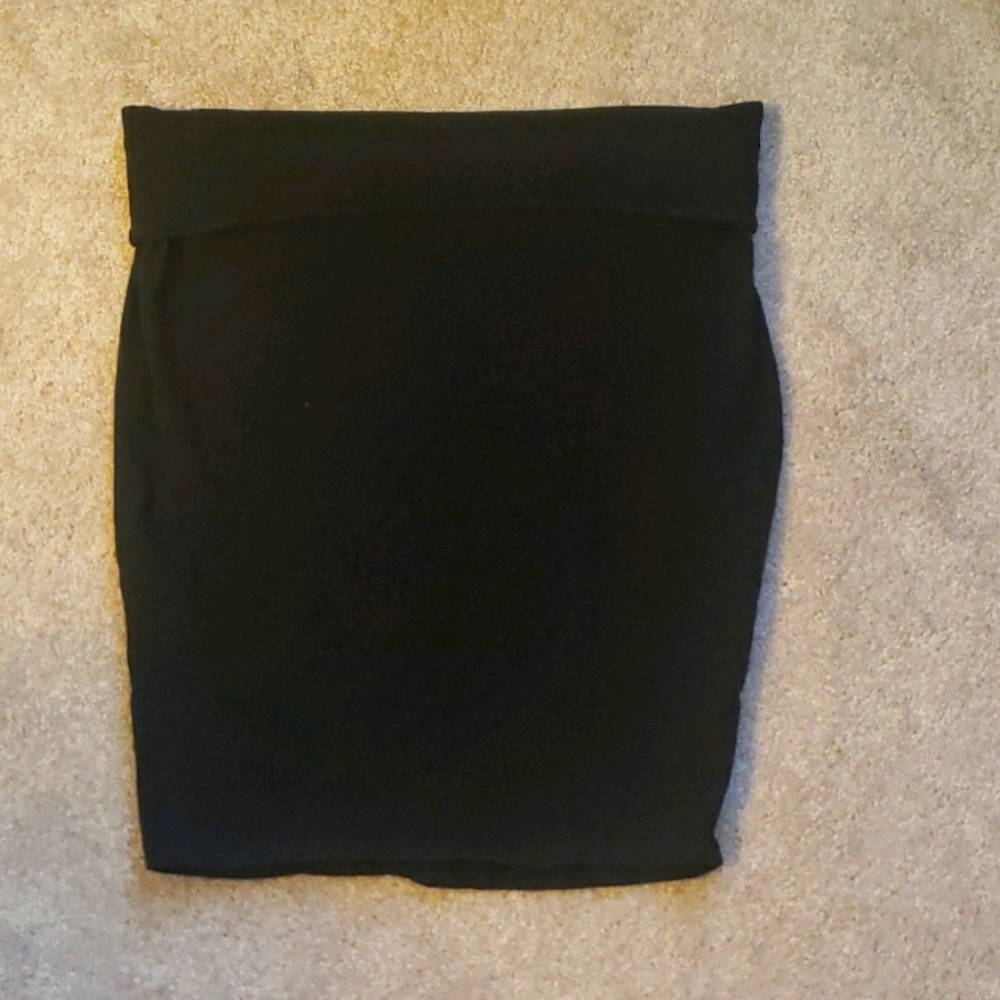 Torrid size 1 blk pencil skirt